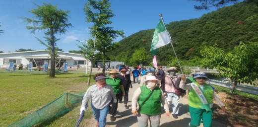 [보도자료] 홍천군 남면, 주민 주도 걷기동아리 확산